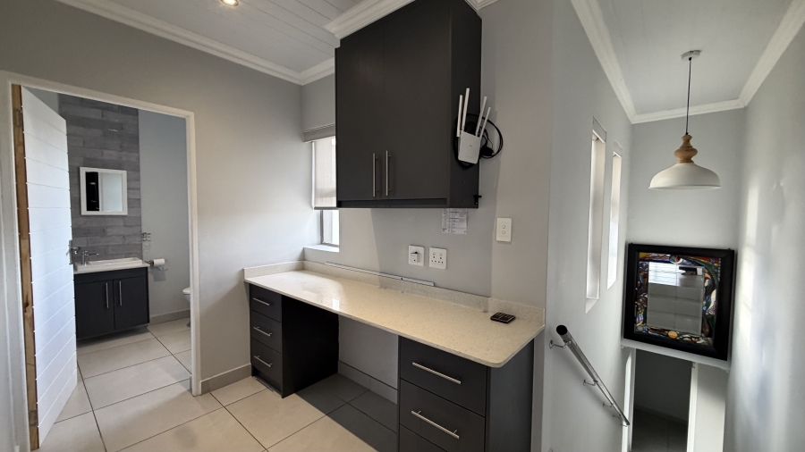 3 Bedroom Property for Sale in Blue Mountain Village Western Cape